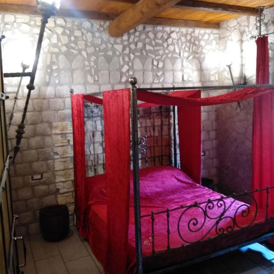 Castle House Apartment Кремона Екстериор снимка