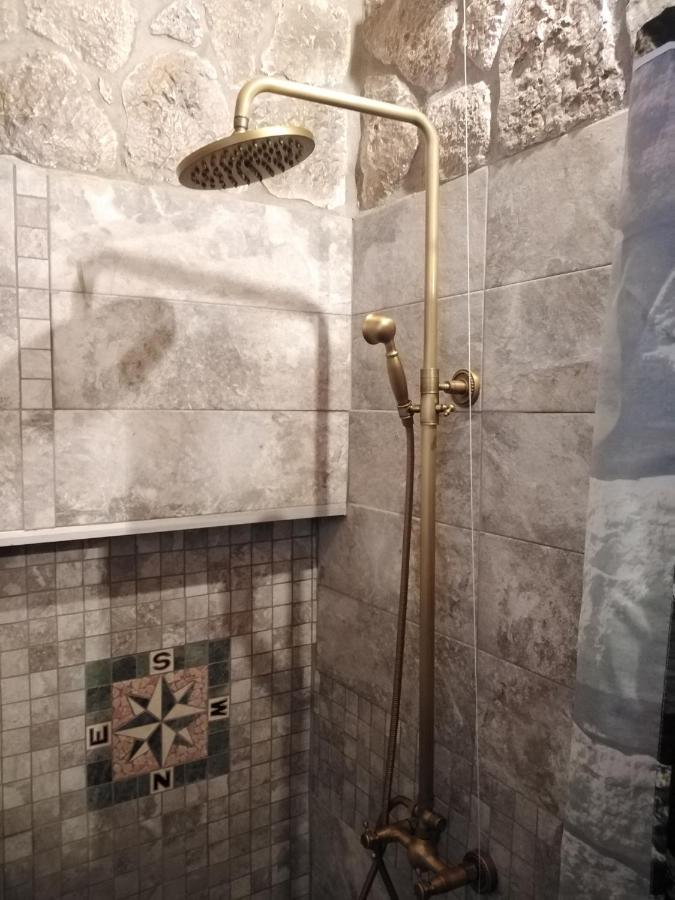 Castle House Apartment Кремона Екстериор снимка